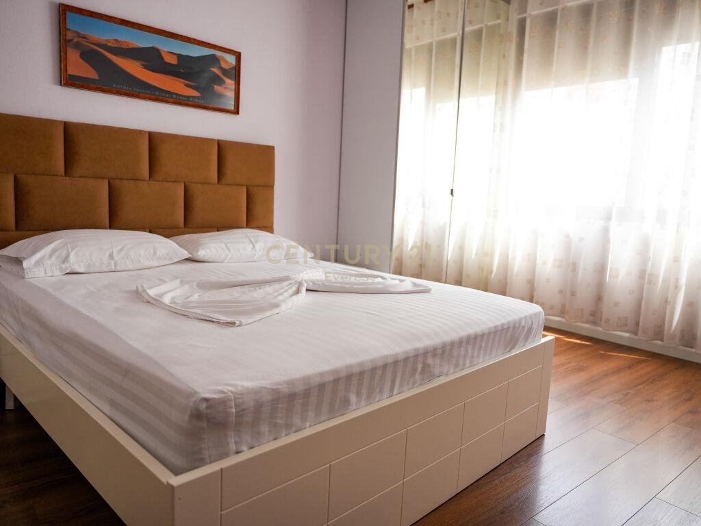 BLV. ZOGU I PARE, JEPET ME QIRA APARTAMENT 1+1