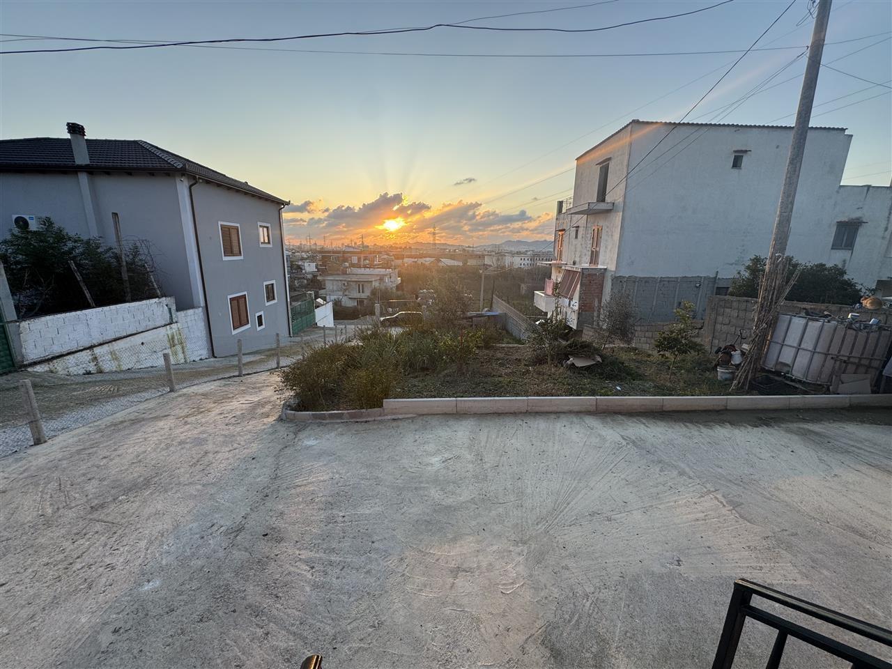 Shtepi private Jepet me qera