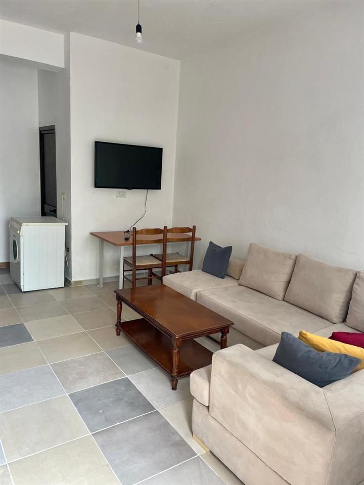 Apartament me qera rruga 5 maji