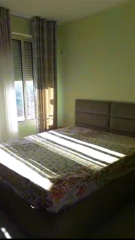 JEPET ME QERA 2+1 FRESK 400€