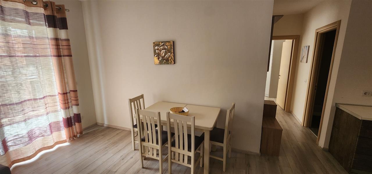 2+1+2 per qira te Liqeni i Thate, afer Kopshtit Zooogjik