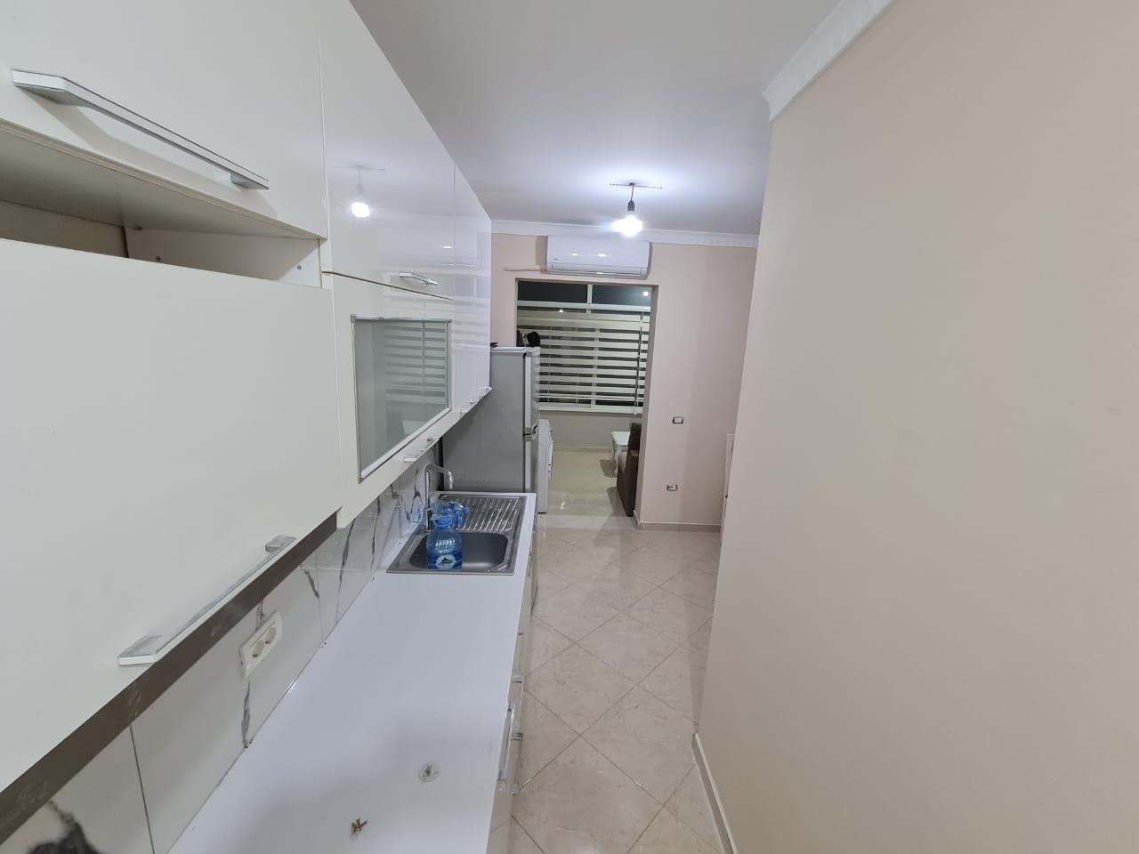 Jepet 2+1 Ne Kinostudio 400 Euro