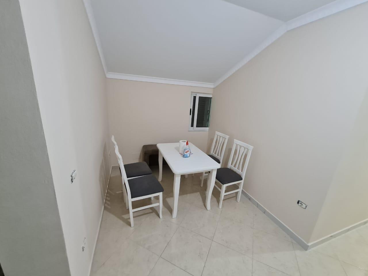 Jepet 2+1 Ne Kinostudio 400 Euro