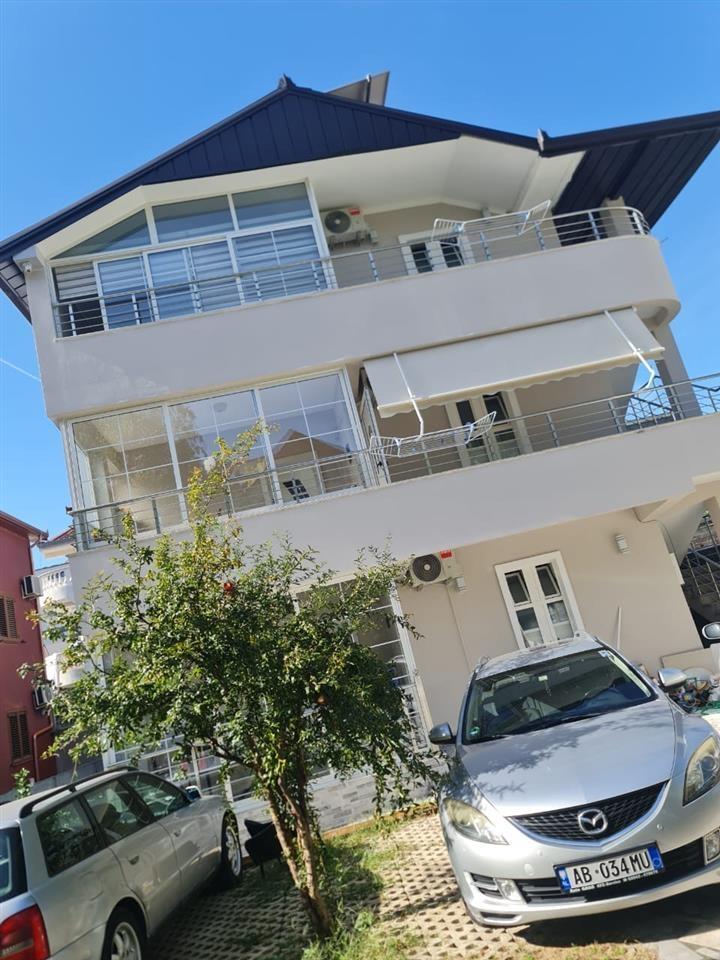 Jepet 2+1 Ne Kinostudio 400 Euro