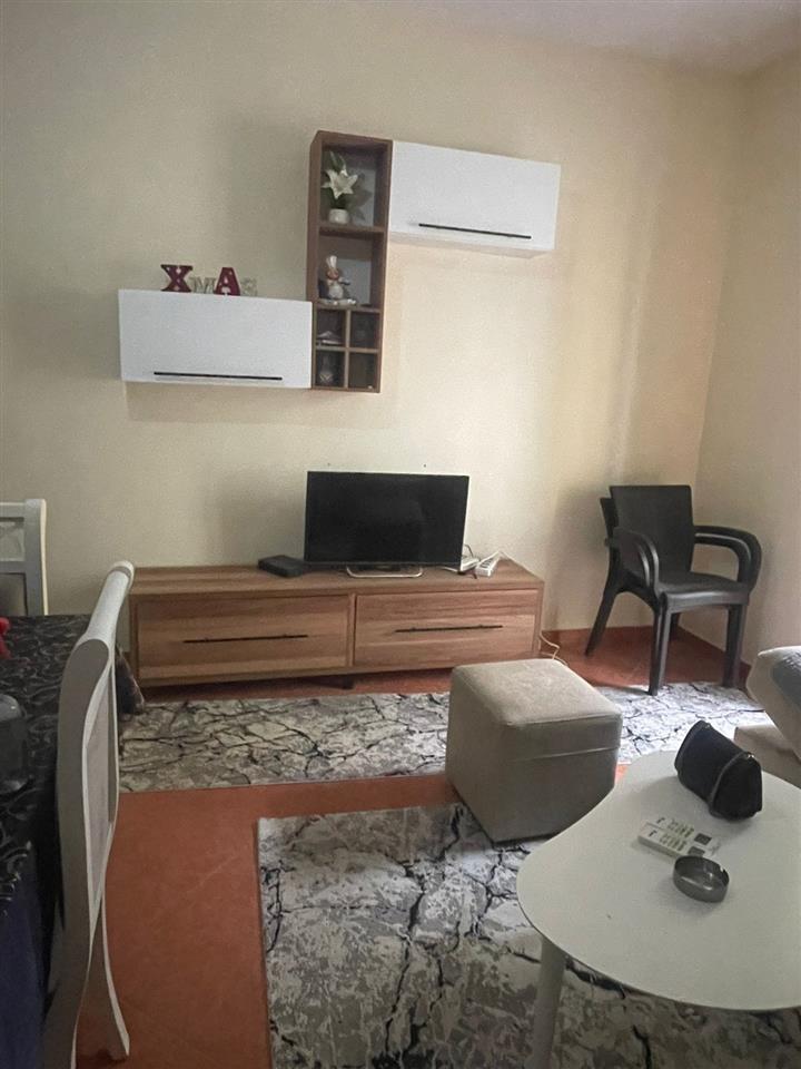 Jepet me qera ditore apartament 2+1 pallat i ri 45€