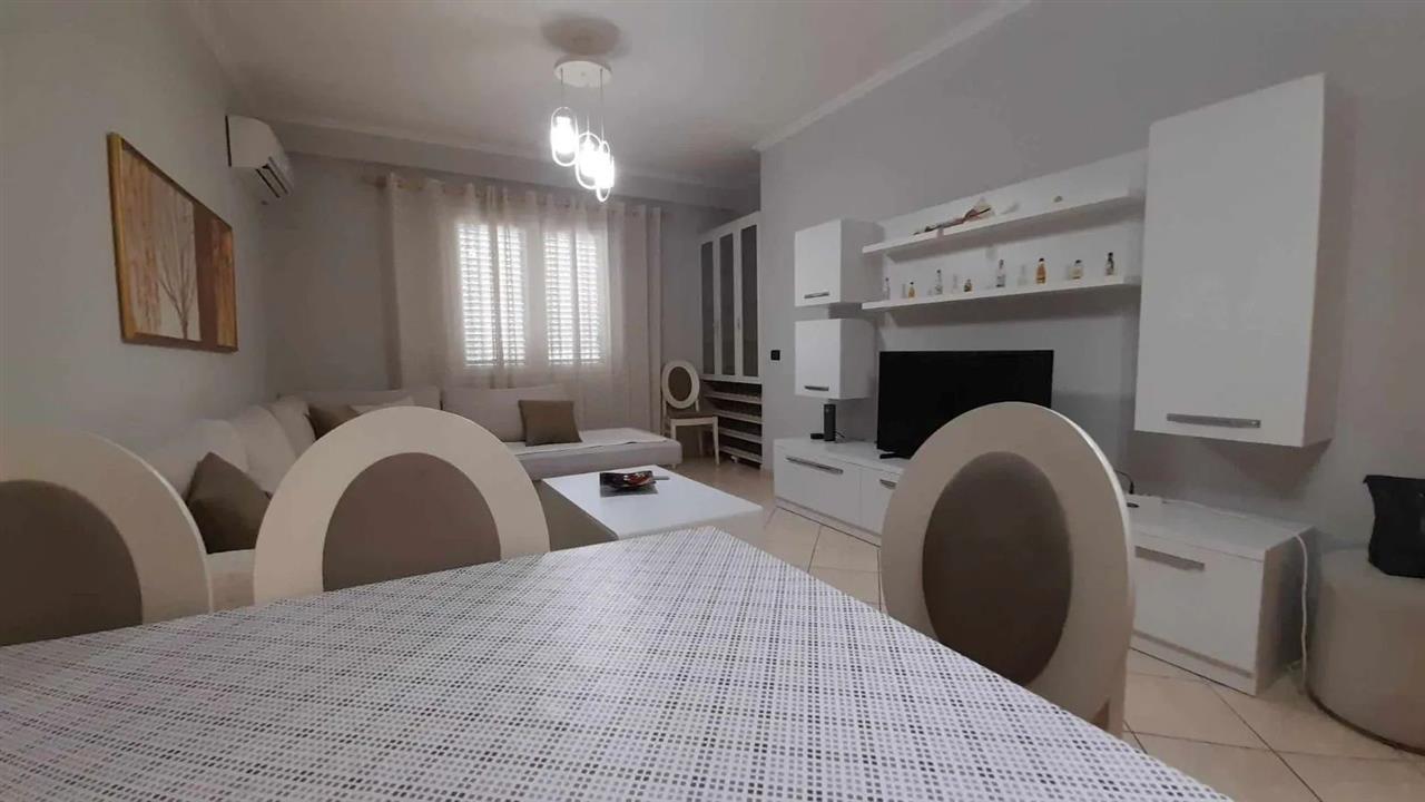 Apartament 2+1 me qira, Durres