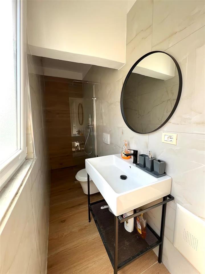 JEPET ME QERA APARTAMENT 2+1 NE BLLOK