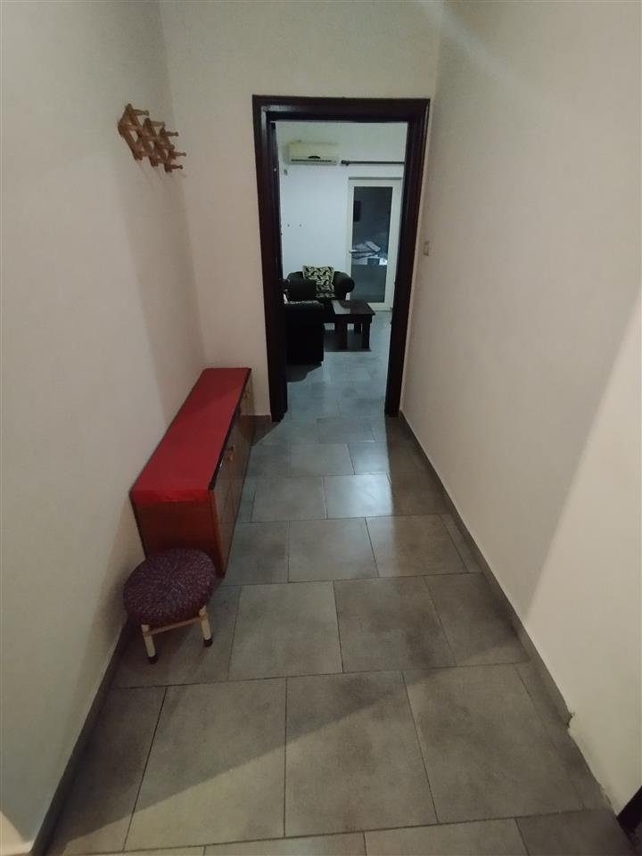 Qera 2+1 te kodra e priftit