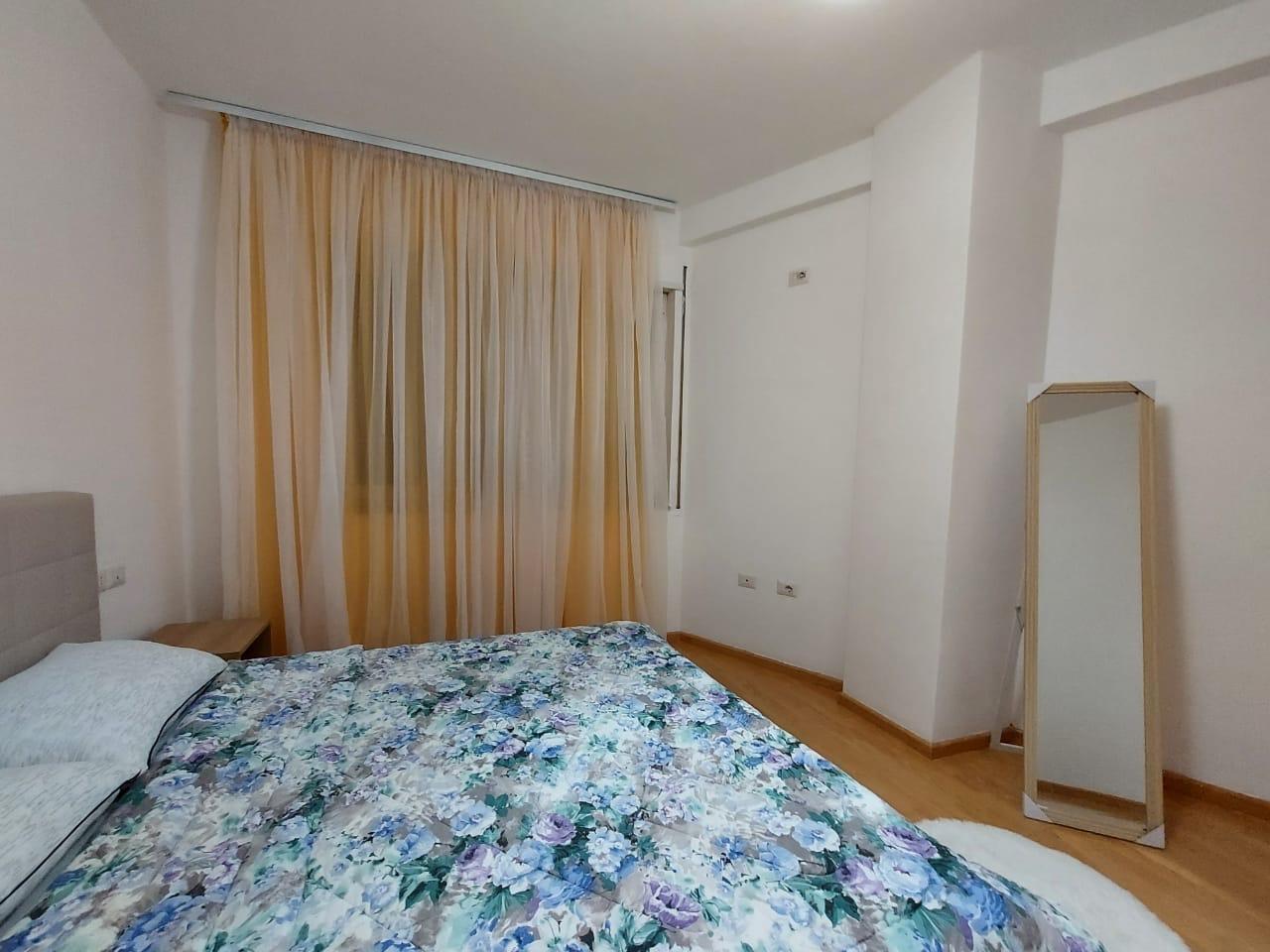 Apartament me qera