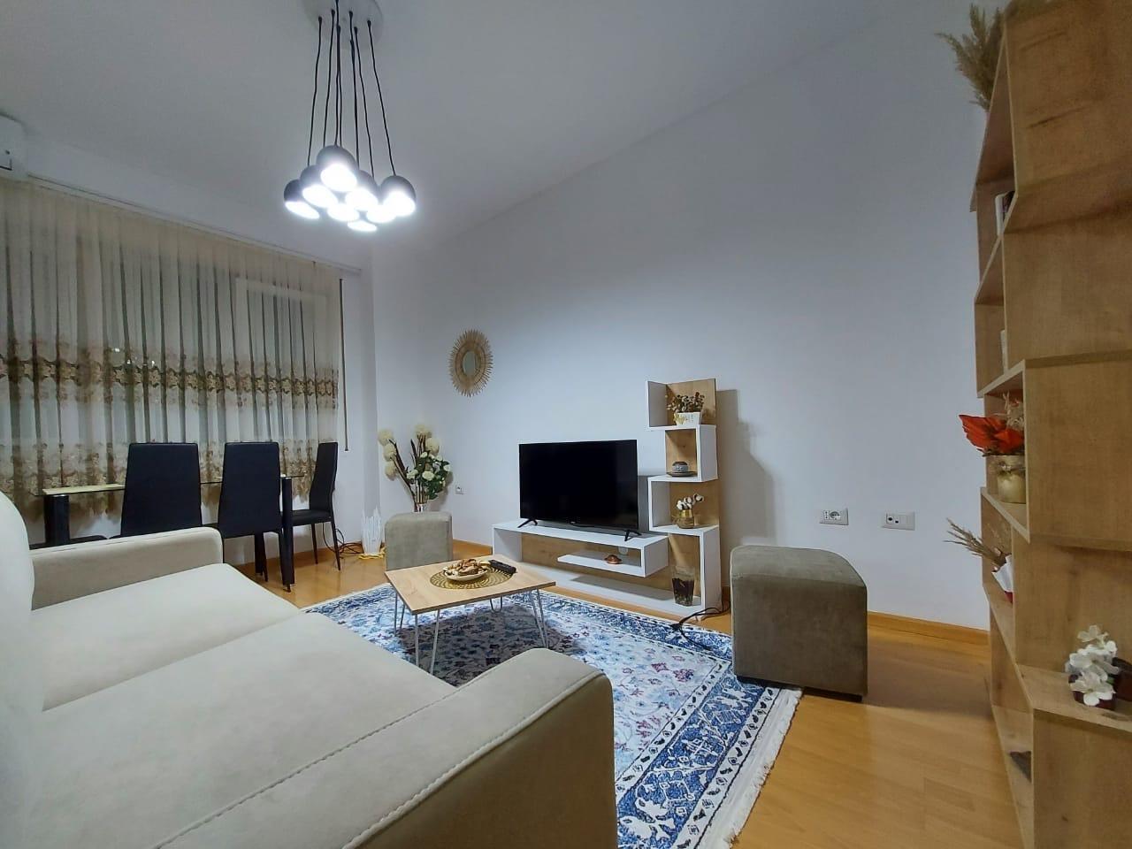 Apartament me qera
