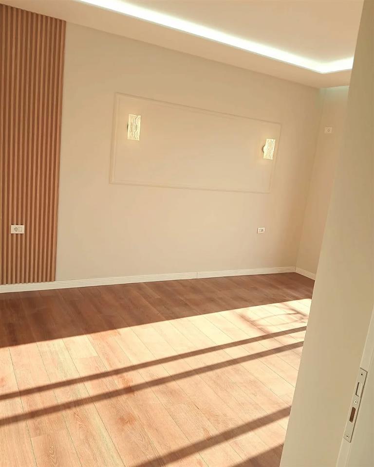 Kavaje,apartament 2+1 me planimetri super,50 m nga qendra.