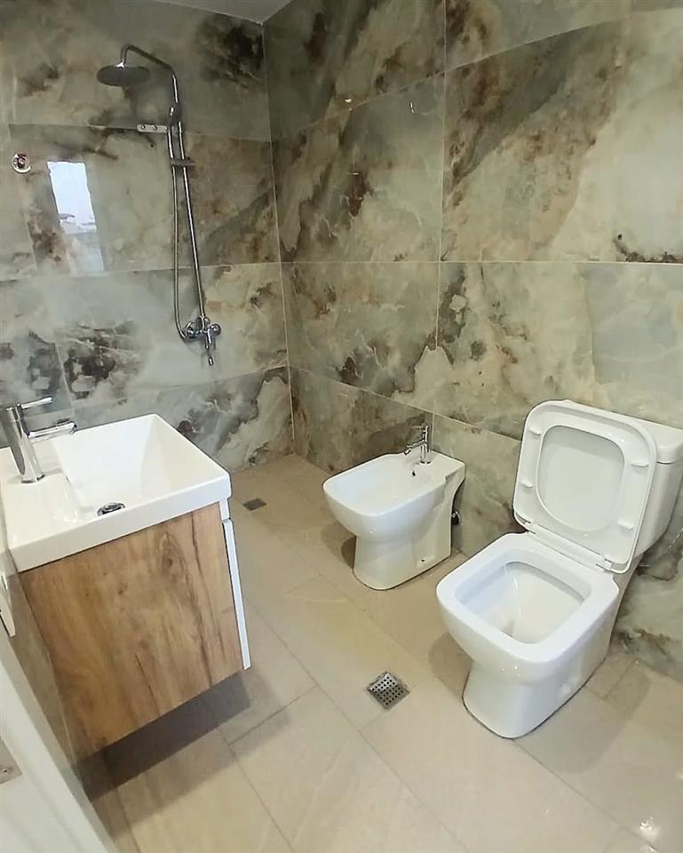 Kavaje,apartament 2+1 me planimetri super,50 m nga qendra.