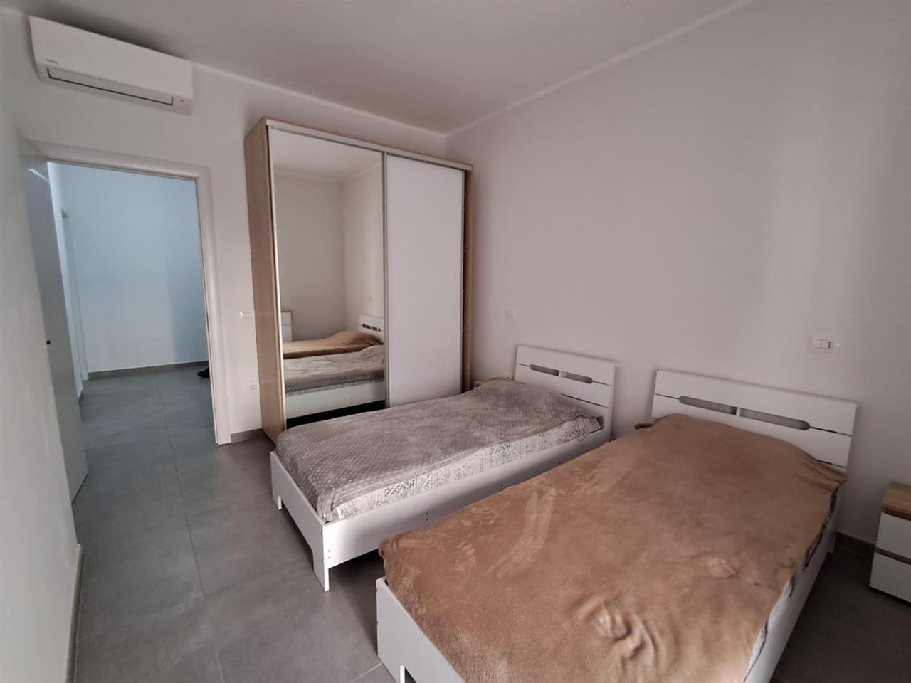 JEPET ME QIRA 2+1 NE QENDER DURRES