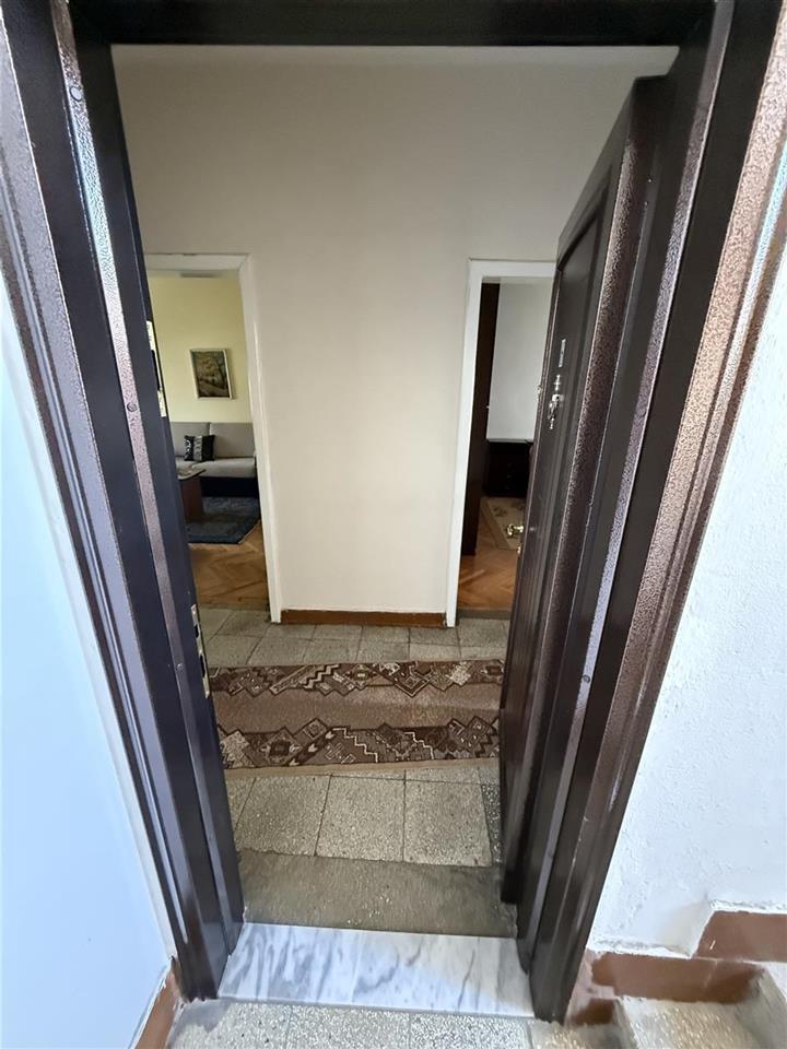 Apartament me qira 2+1