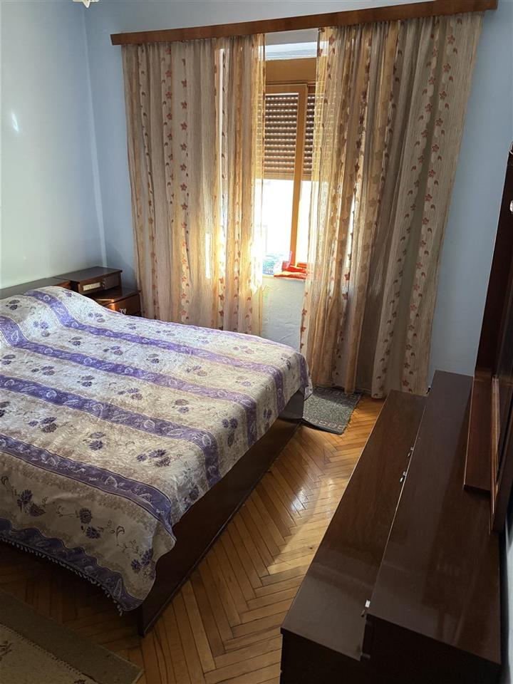 Apartament me qira 2+1