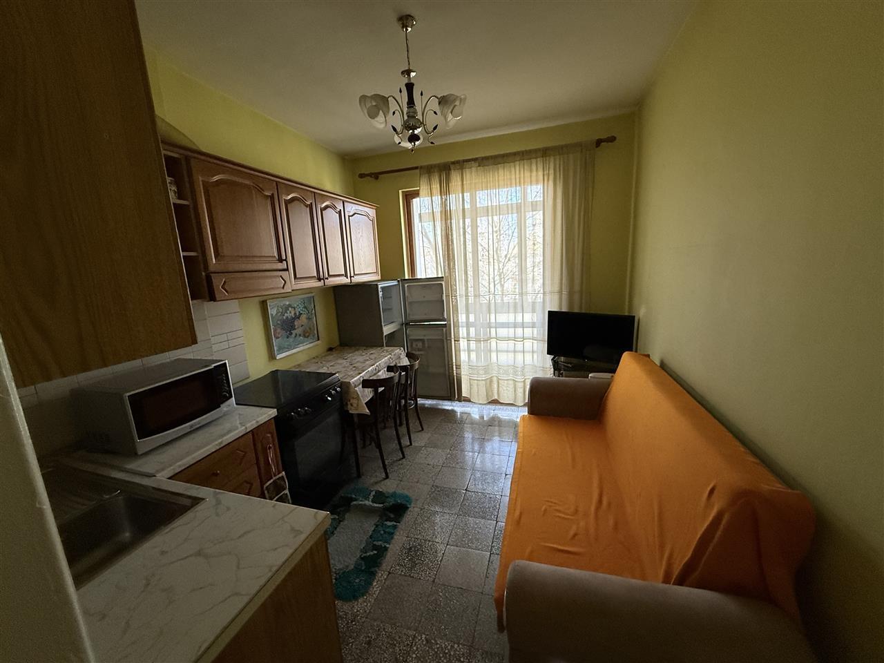 Apartament me qira 2+1