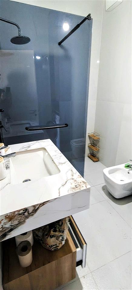 Apartment 1+1 me qera tek tirana garden building