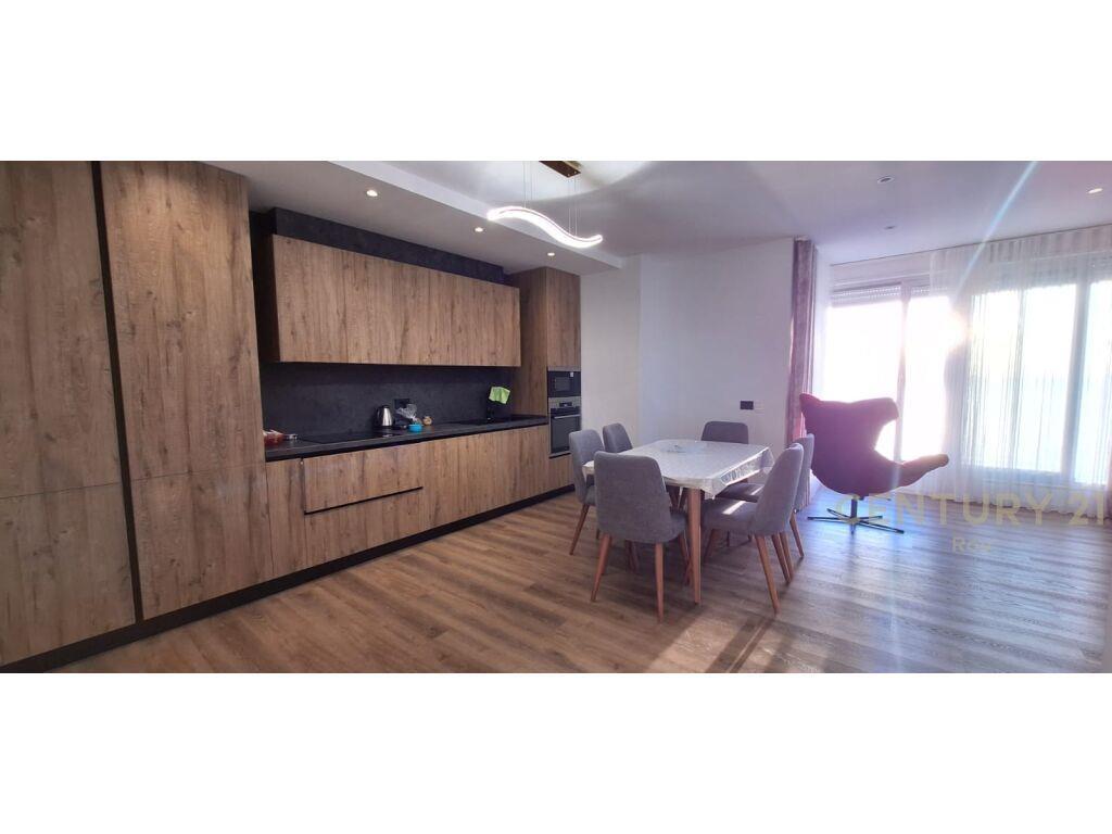 JEPET APARTAMENT ME PAMJE DETI ME QIRA NE CURRILA!!!