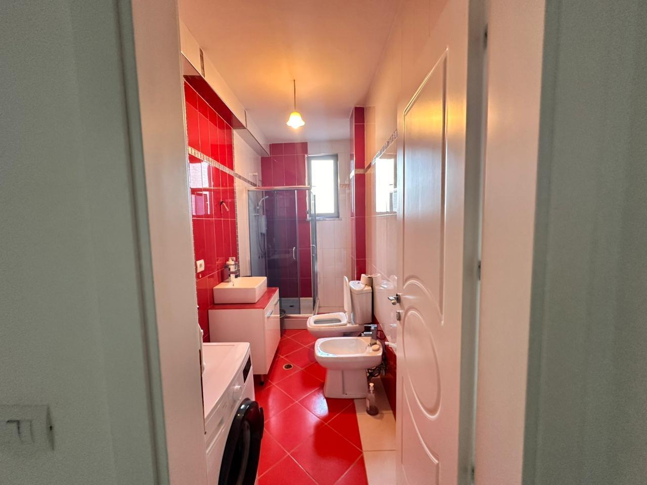 JEPET ME QIRA SUPER APARTAMENT 2+1+2.