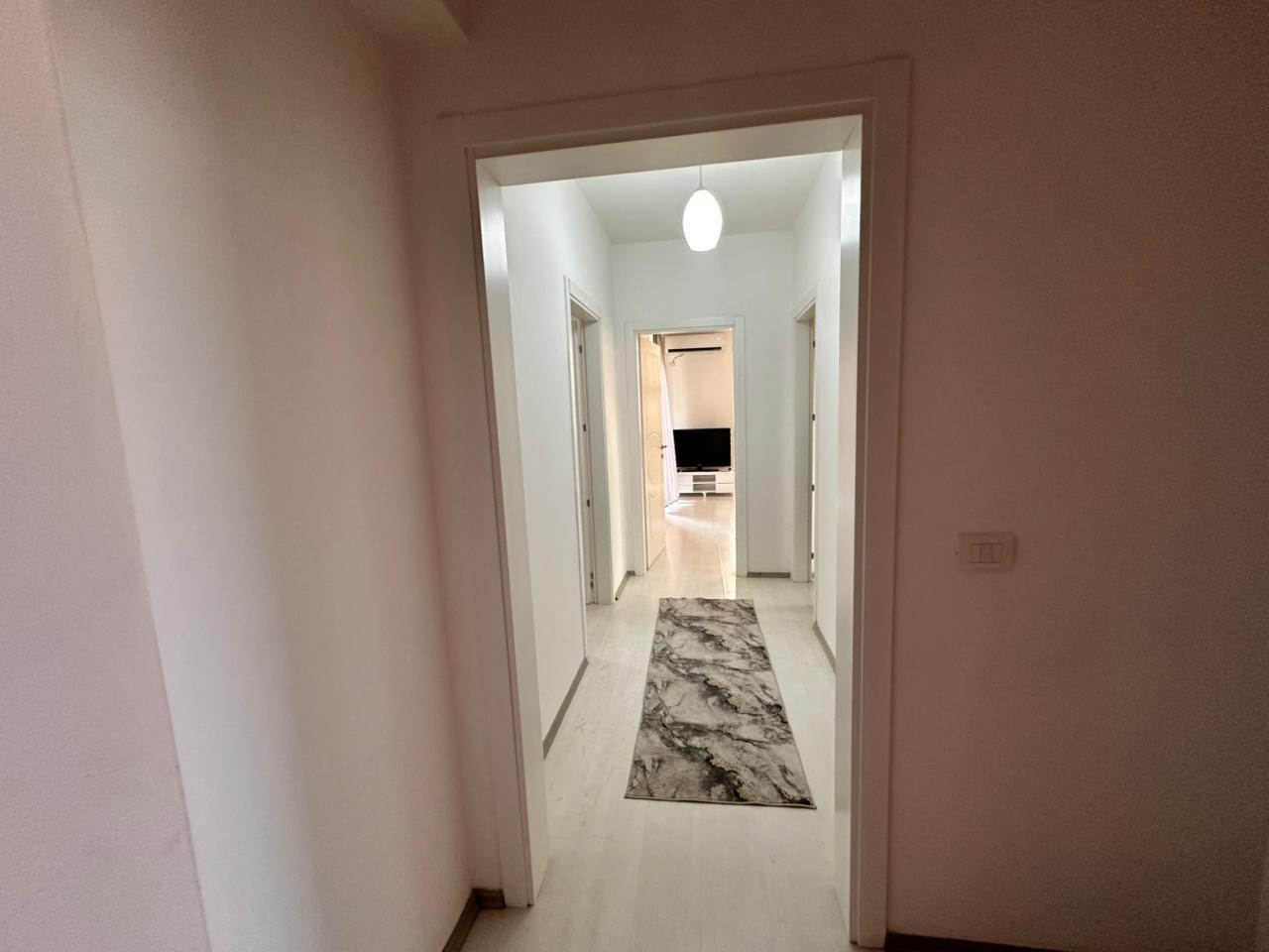 JEPET ME QIRA SUPER APARTAMENT 2+1+2.