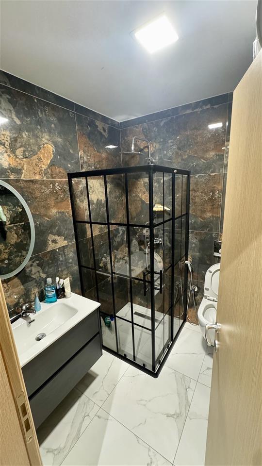 Shitet Apartament 2+1+2 Rruga Kongresi i Manastirit