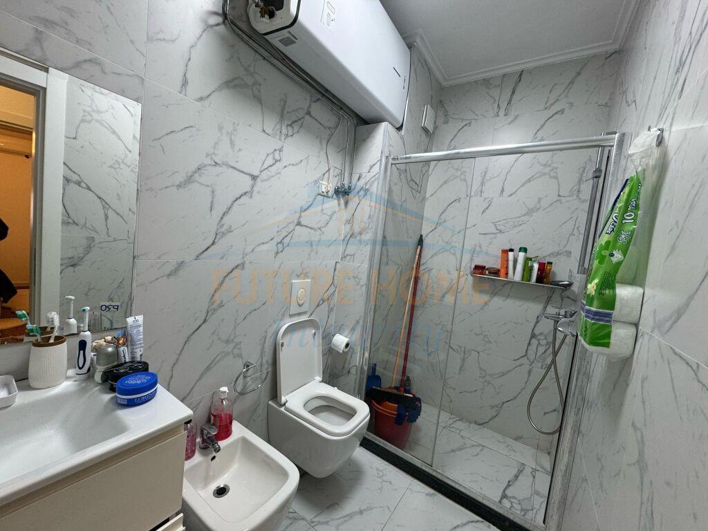 Shitet, Apartament 2+1, Selvia, Tiranë.