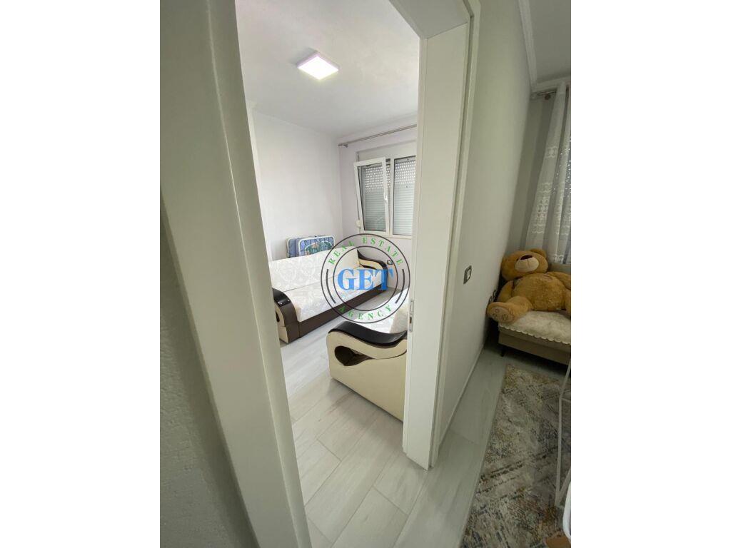 Jepet me qira, Apartament 2+1, Ish URT,Durres