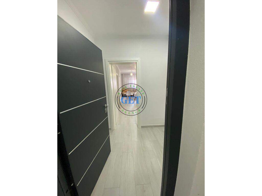 Jepet me qira, Apartament 2+1, Ish URT,Durres