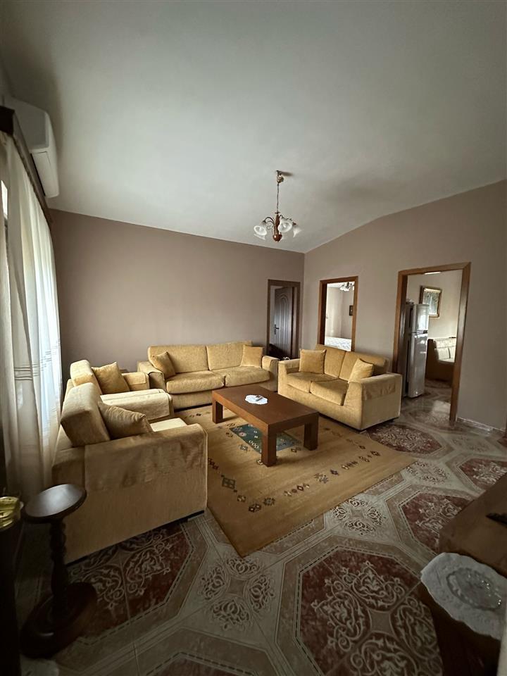 Apartament 2+1+Verande me qera ne Xhamllik