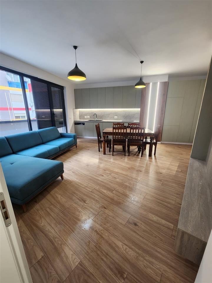 Jepet me qira apartament 2+1 tek Kopshti Zoologjik