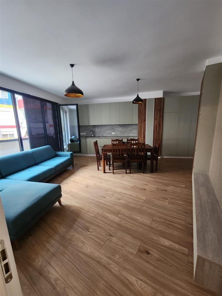 Jepet me qira apartament 2+1 tek Kopshti Zoologjik
