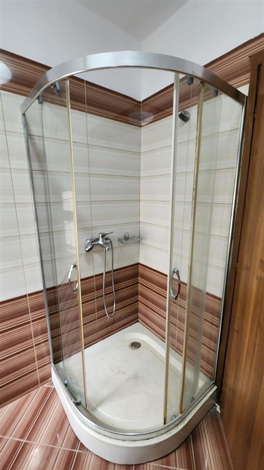 Jepet me qira 2+1 tek Pallati me shigjeta