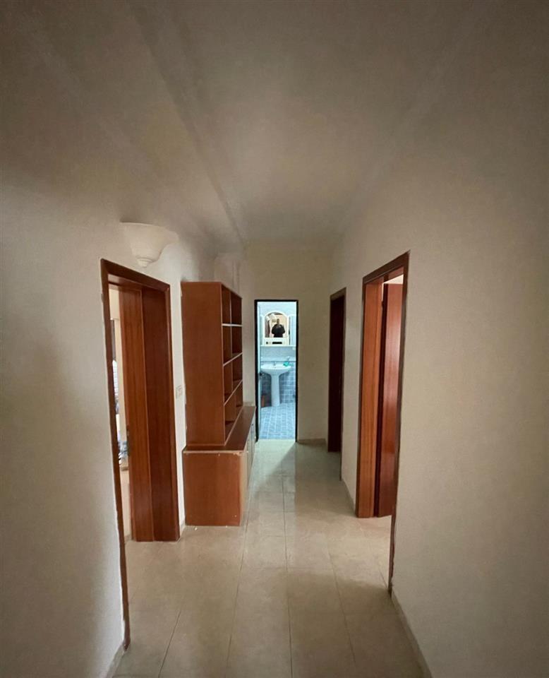 JEPET ME QIRA APARTAMENTI 2+1 TEK RRUGA E ELBASANIT
