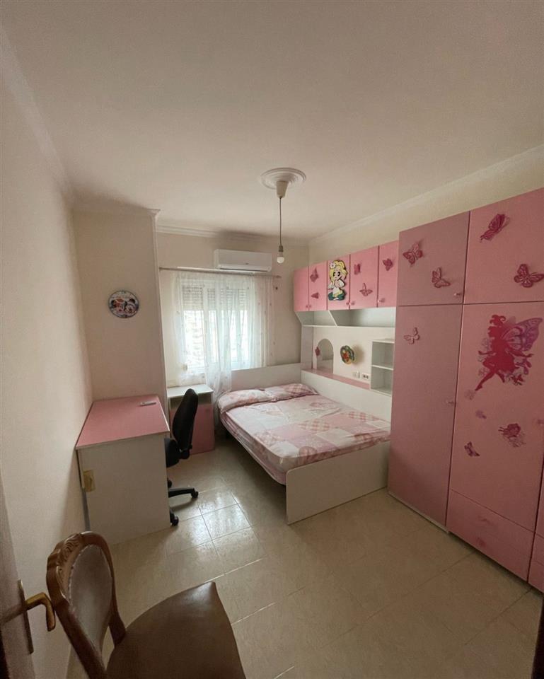 JEPET ME QIRA APARTAMENTI 2+1 TEK RRUGA E ELBASANIT
