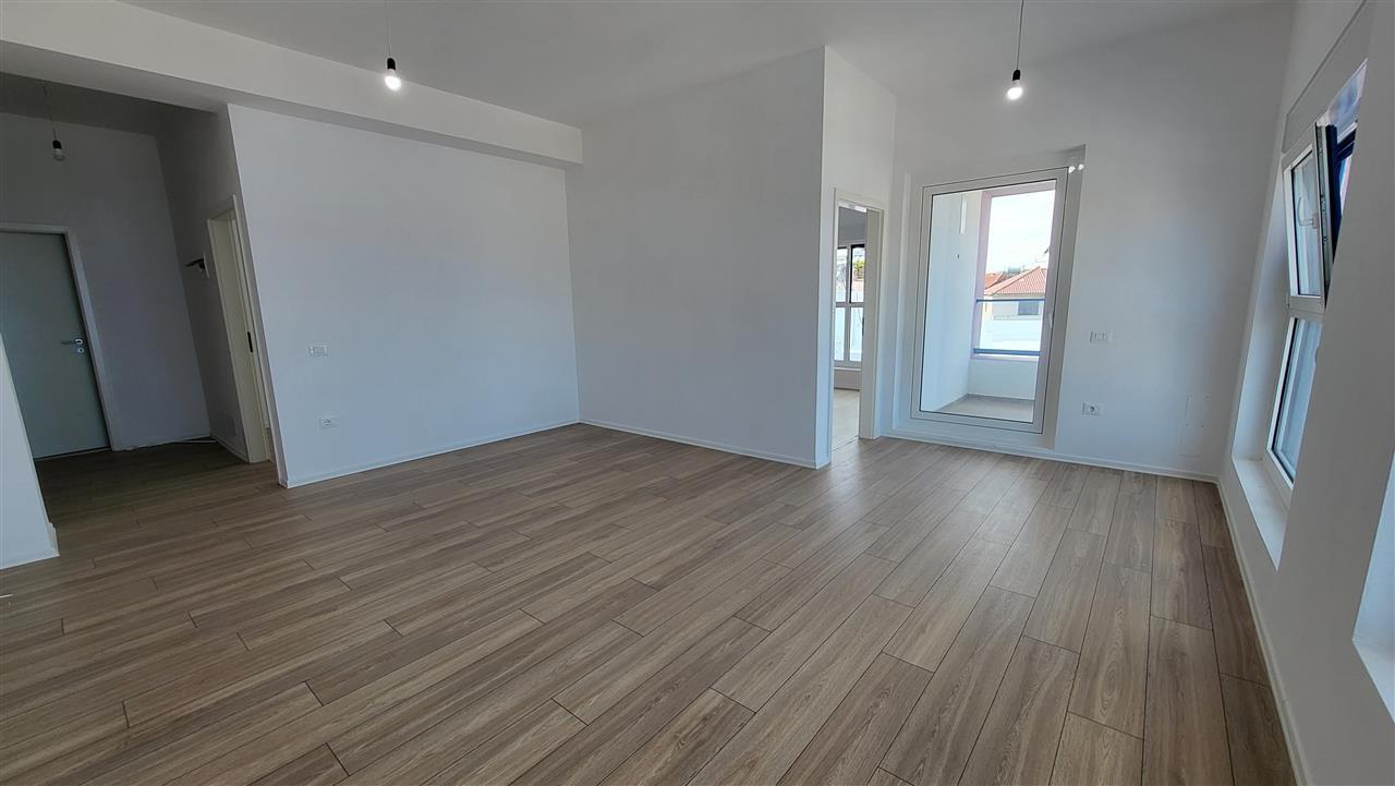 Jap me qera apartament 2+1 tek kompleksi Mangalem 21 AliDemi