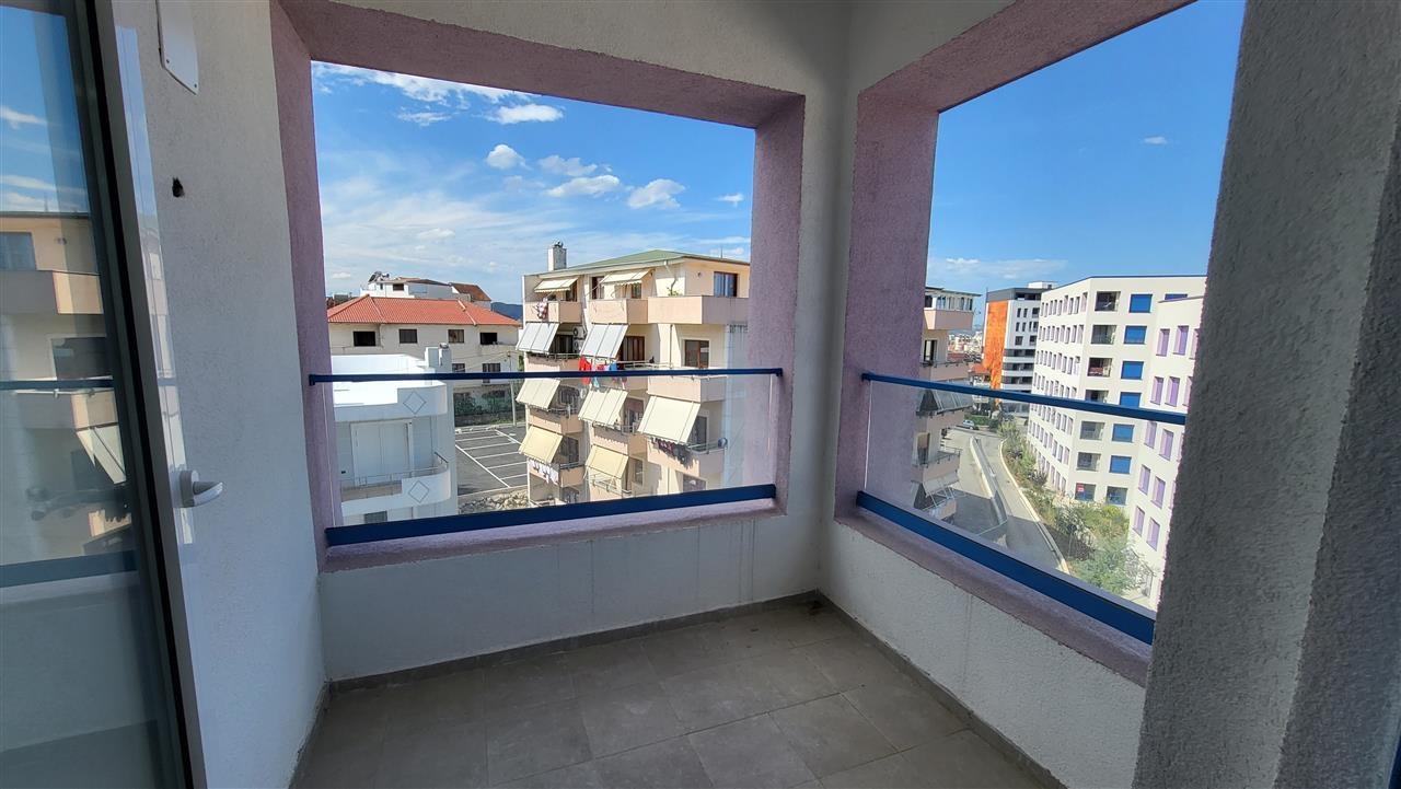 Jap me qera apartament 2+1 tek kompleksi Mangalem 21 AliDemi