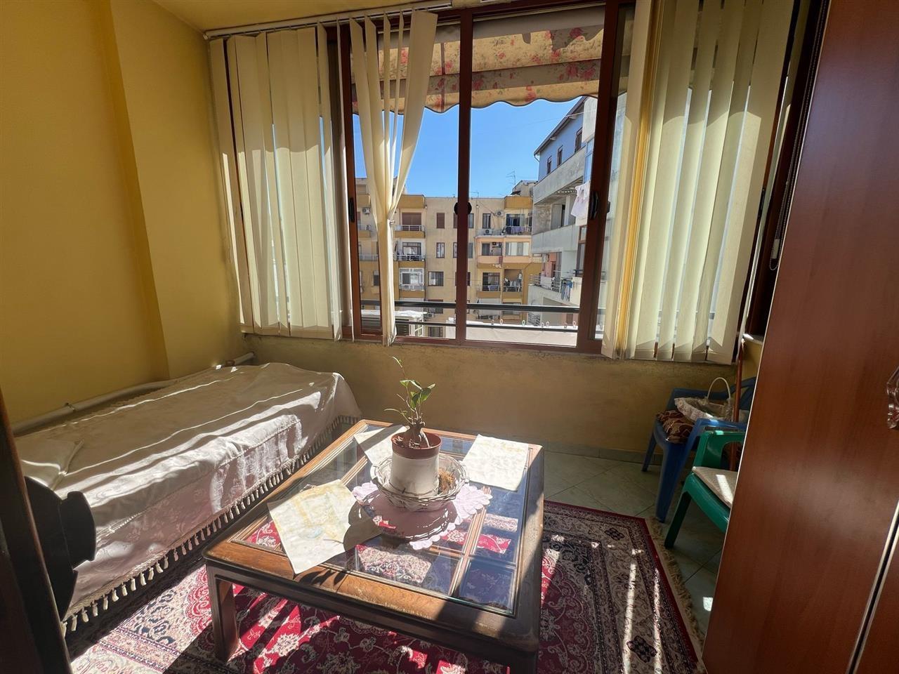 JEPET ME QERA APARTAMENT 2+1 MistoMame- 320 Euro