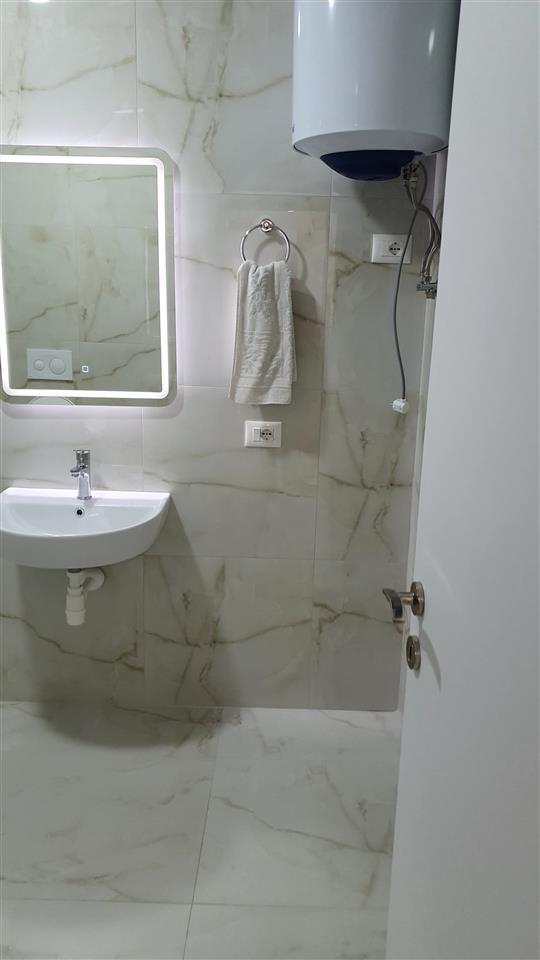 Zirkon Rezidence tek spitali nr 5.. 2+1+2 Apartament