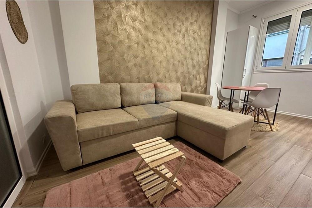 Shitet Apartament ne Zemer te Bllokut, Tirane 170,000 €