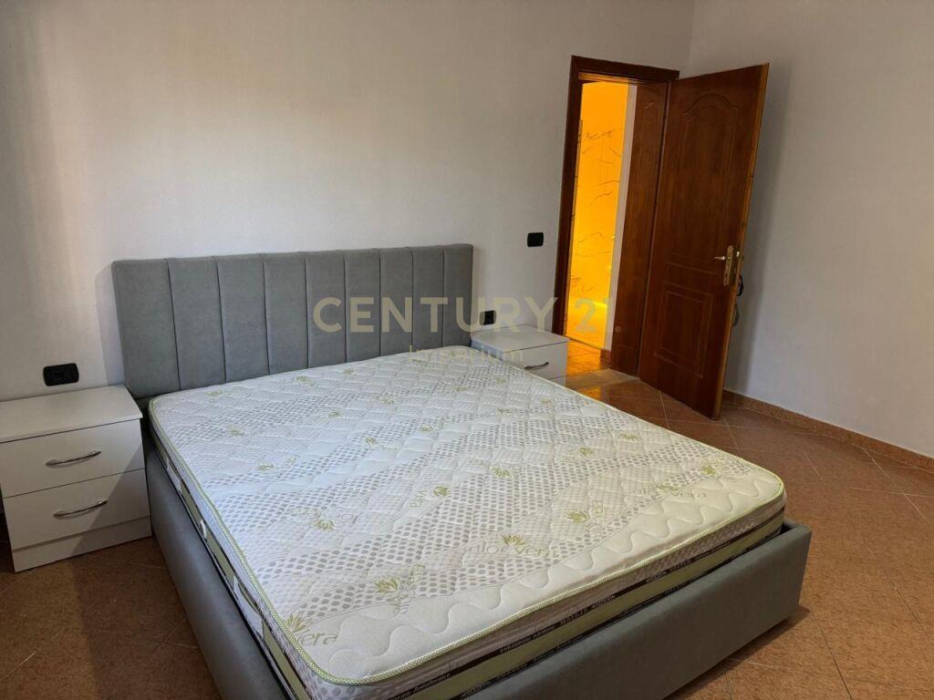 Apartament 1+1në katin e pare të një Vile Private, Misto Mam