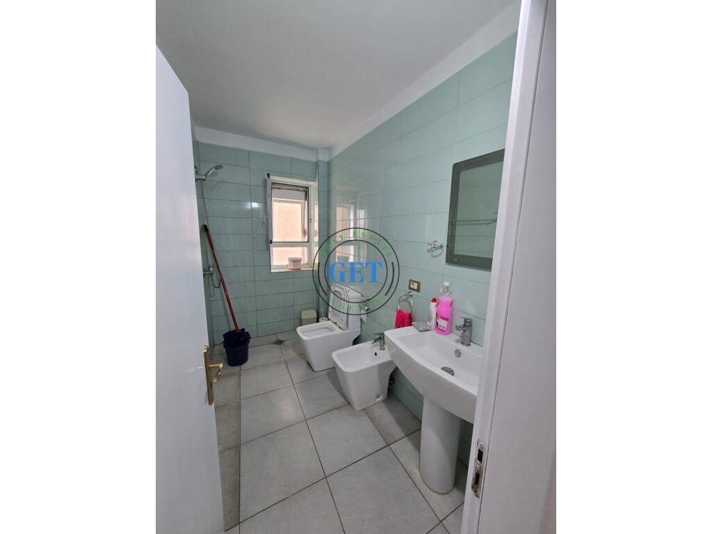 Shitet, Apartament 2+1+2,Muzeumi, Durres!