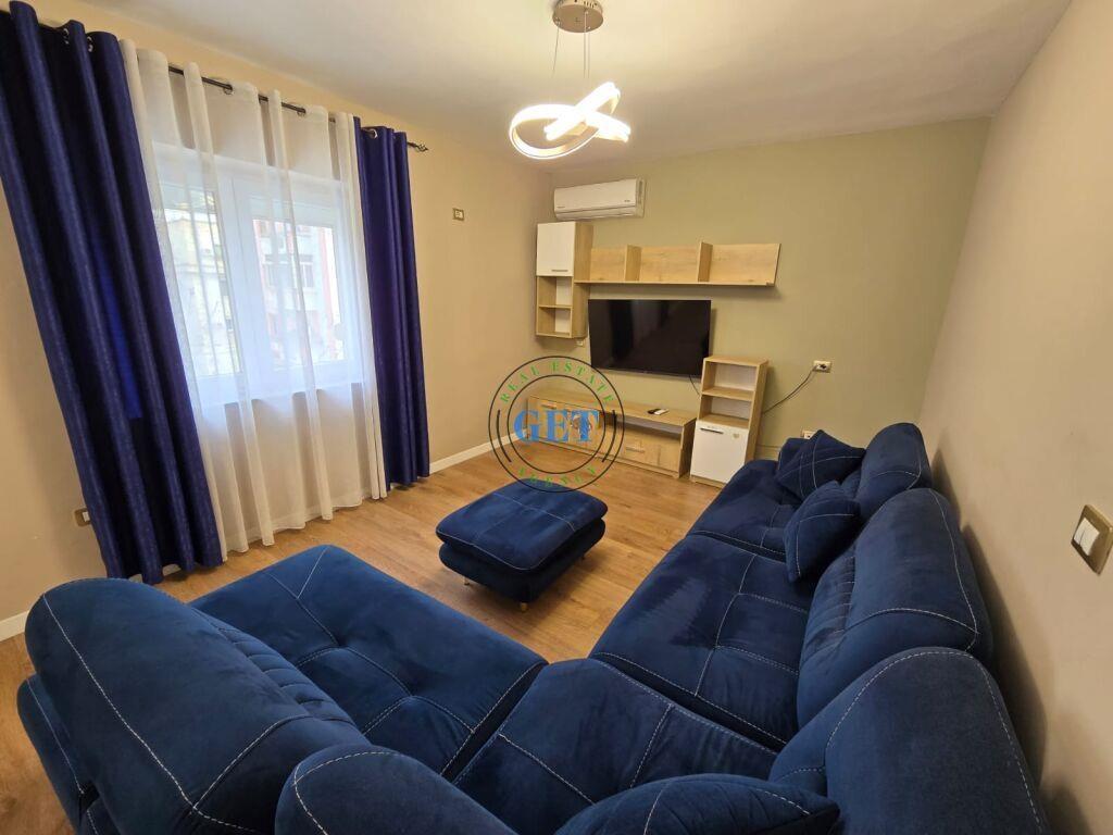 Shitet, Apartament 2+1+2,Muzeumi, Durres!