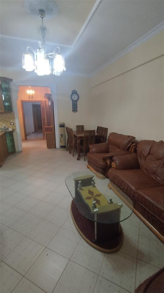 Jepet me qera Apartamenti 2+1+2 ne lagjen Apollonia