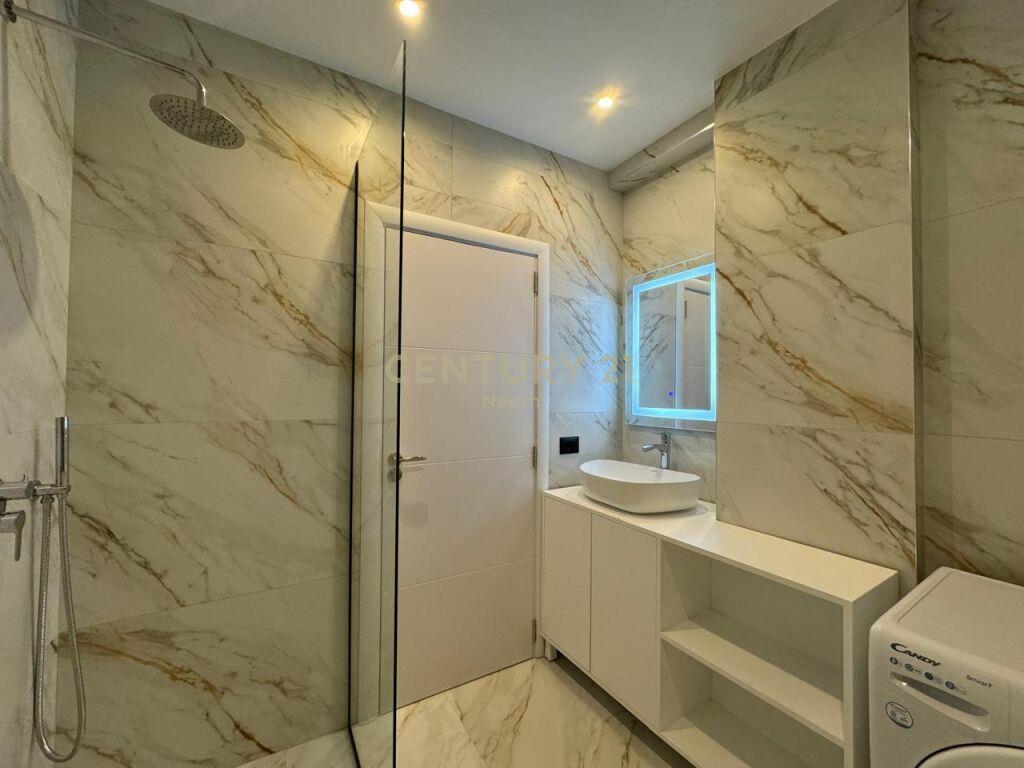 Jepet me Qira Apartment 1 +1 Te Hoxha Tahsim!