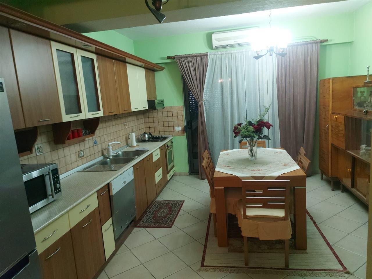 Apartament 2+1 me qera tek Ish Tregu Elektrik