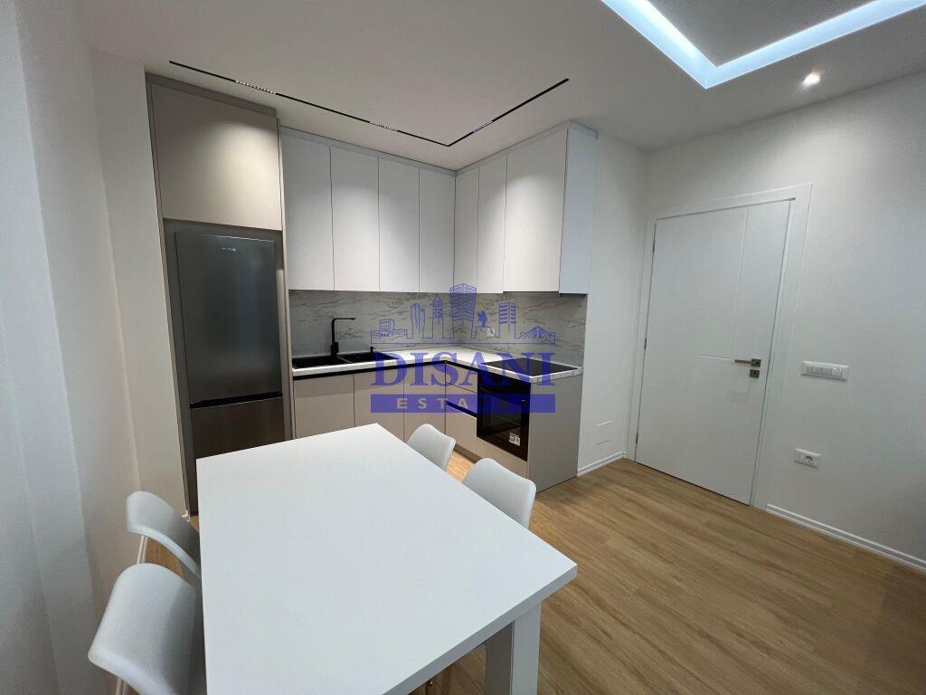 APARTAMENT 2+1 PER QERA NE PORCELAN