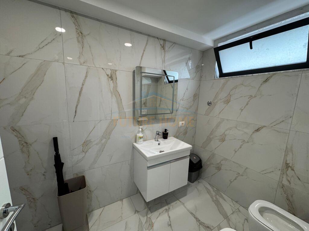 Jepet me qera,Ambient per zyra,Bulevardi zogu i pare