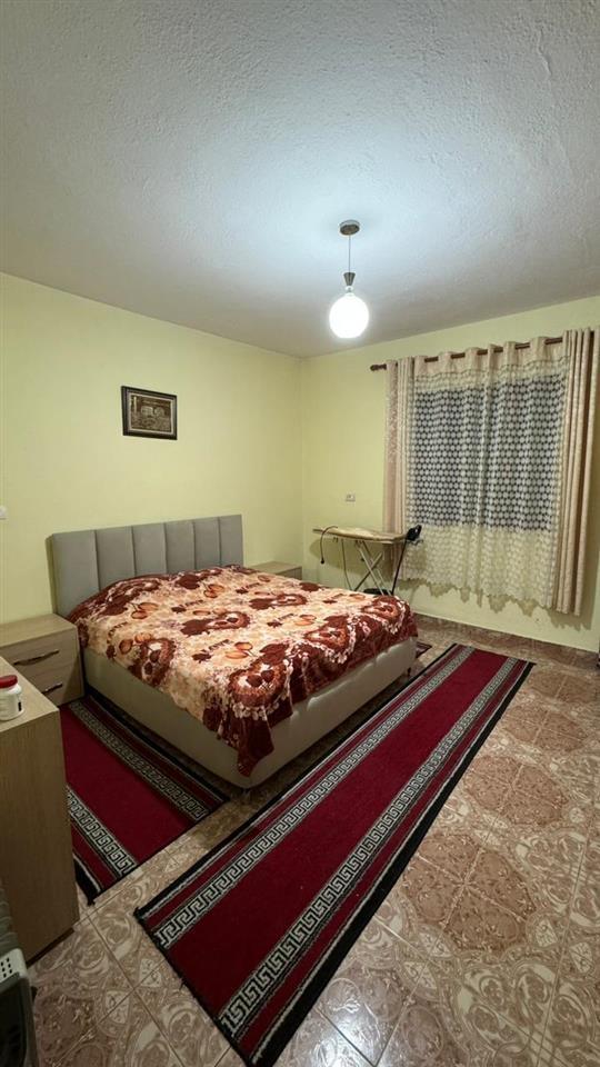 Jepet apartament 2+1 me Qira mbrapa Spitalit Ushtarak