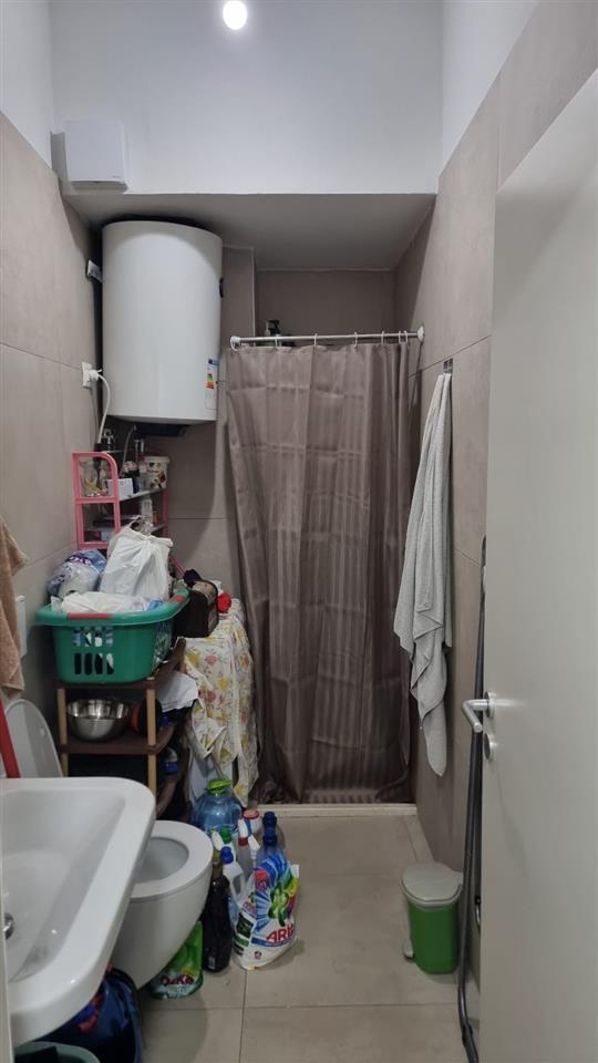 Garsoniere e adoptuar ne 1+1 te vogel.