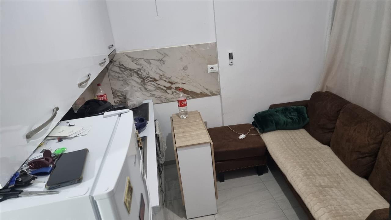 Garsoniere e adoptuar ne 1+1 te vogel.